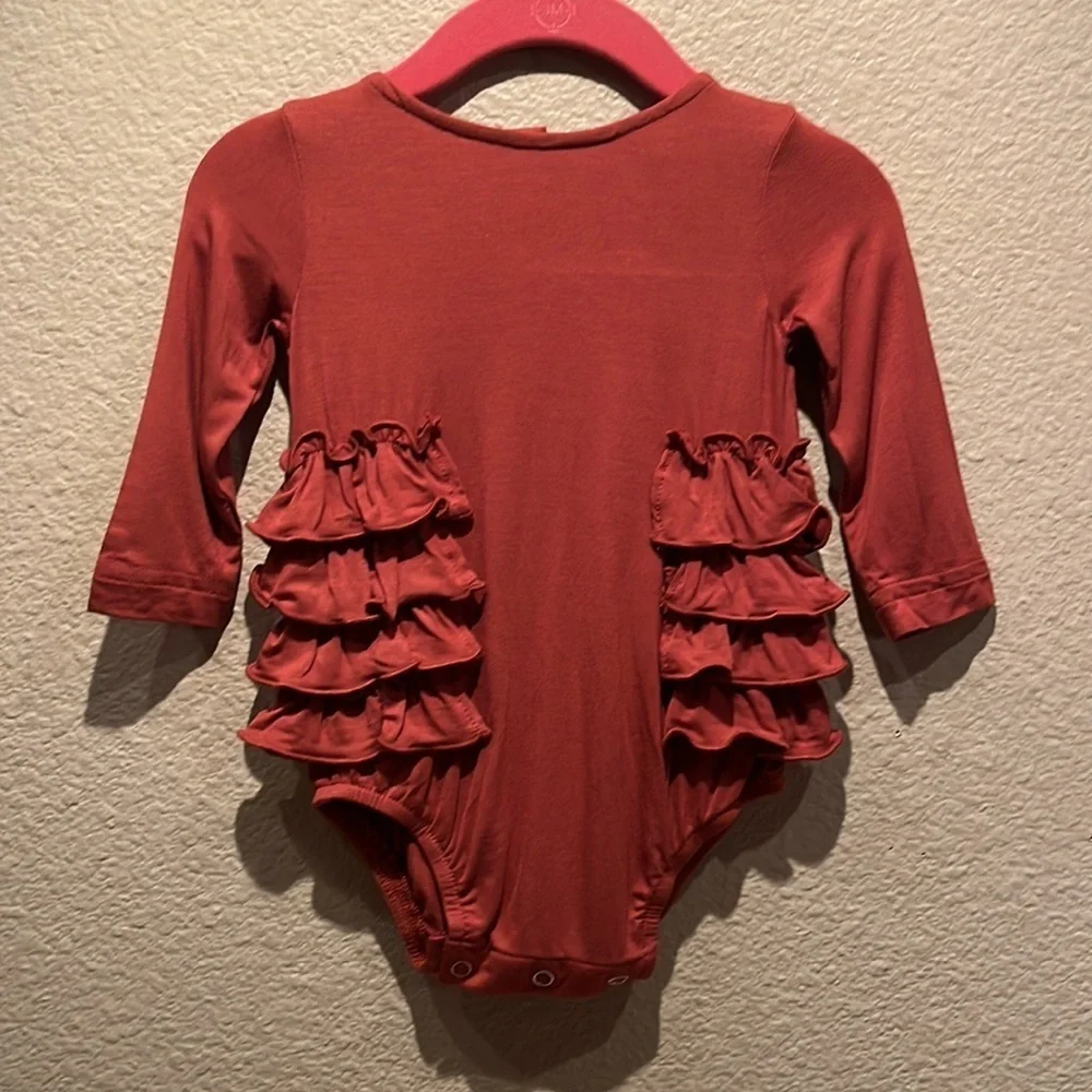 New Kate Quinn Girls Long Sleeve Ruffle Rompers - Set of Two 3-6 Months NWOT